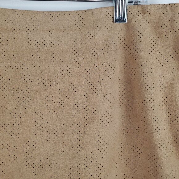 Chico's Pencil Skirt 3 US 16 Perforated cheetah Micro Suede Back Slit Side Zip - Picture 4 of 7